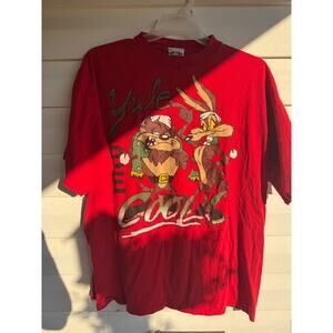 VTG 1996 Looney Tunes Yule Be Cool T-shirt Mens Size LRG Taz Made USA 90s Red